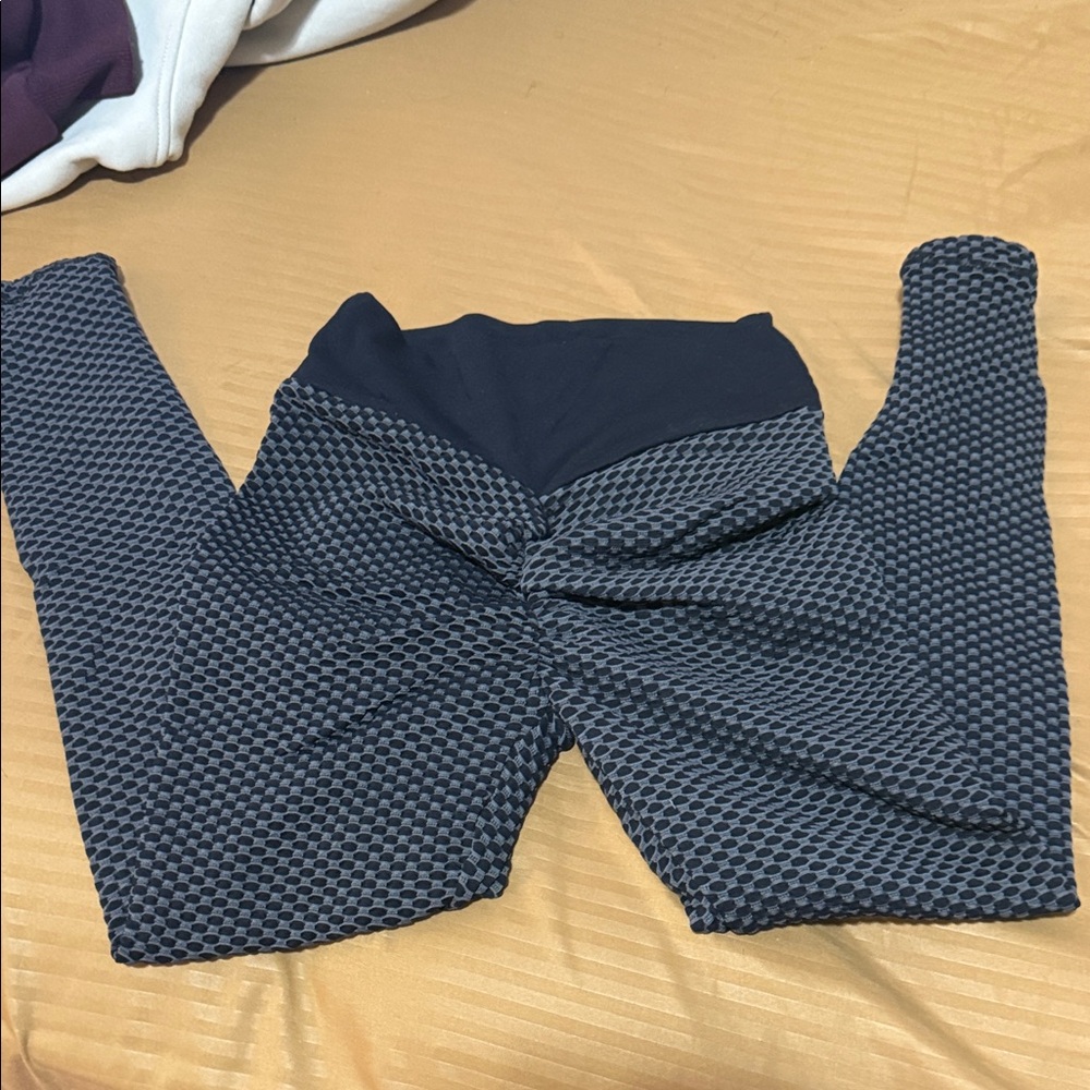 Honeycomb leggings